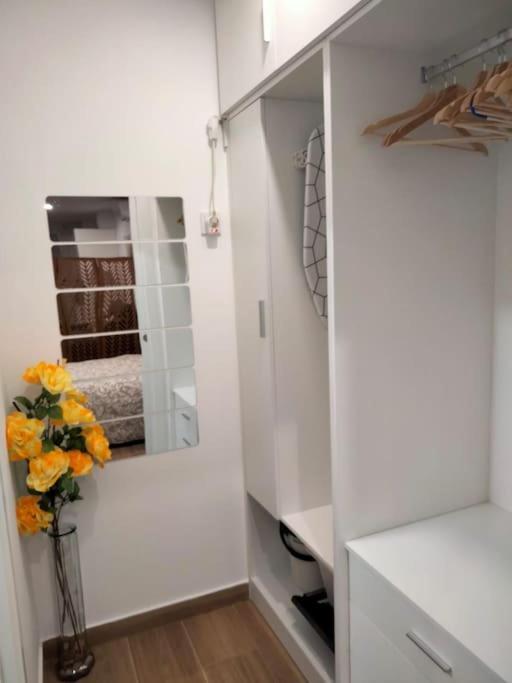 Apartamento Loft Al-Nasir Junto Al Casco Historico กอร์โดบา ภายนอก รูปภาพ